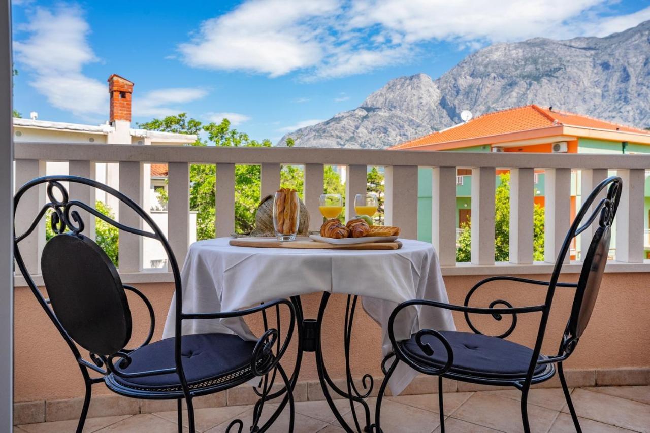 Villa Lux Промайна Екстериор снимка