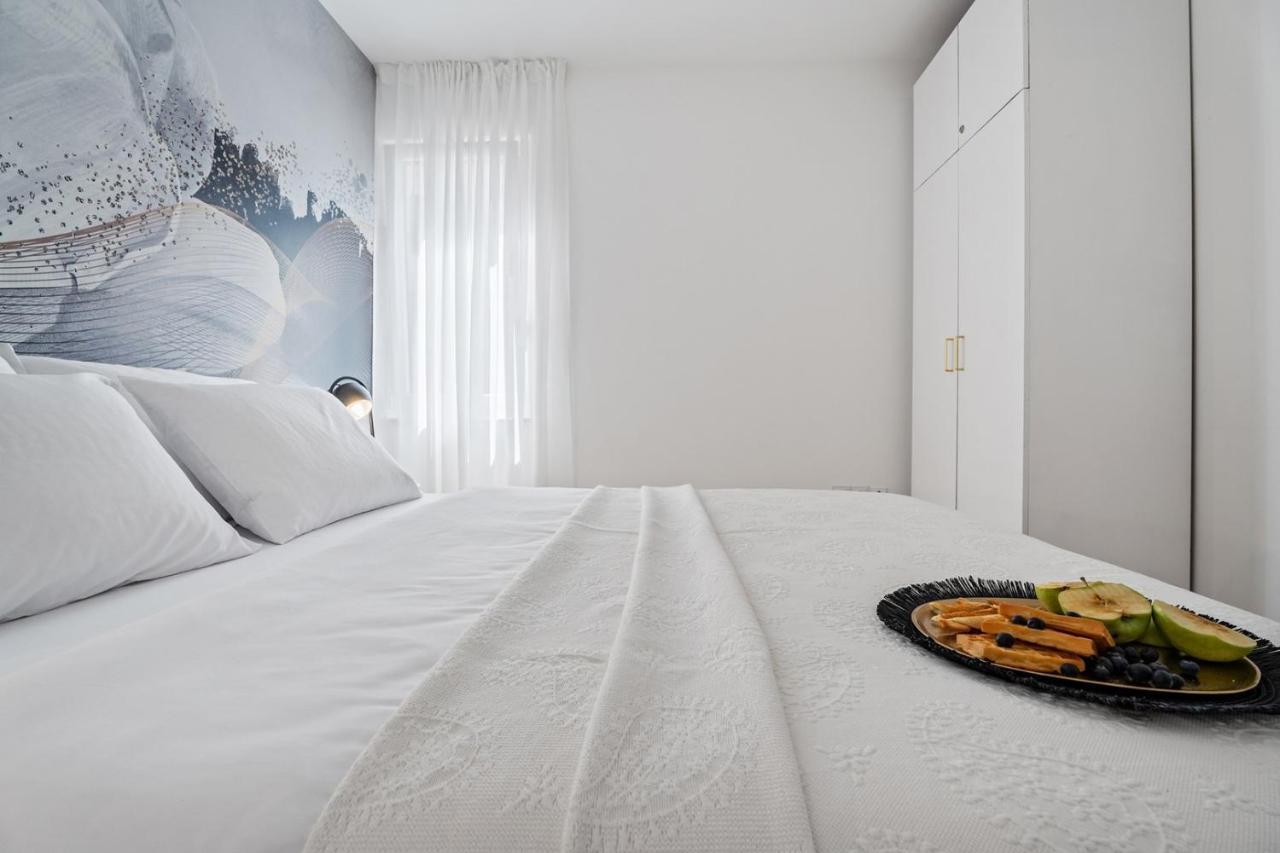 Villa Lux Промайна Екстериор снимка